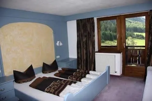 Fruhstuckspension Carlo